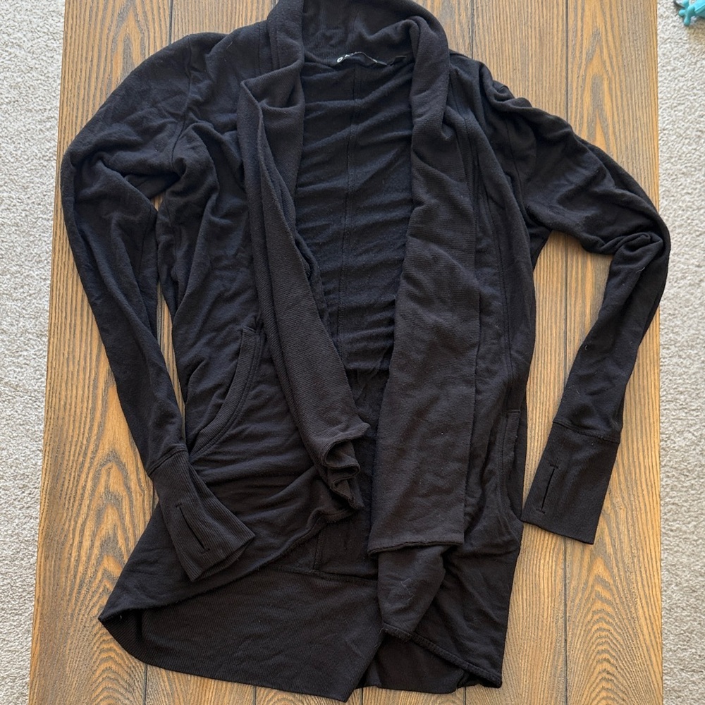 Athleta pranayama restore wrap